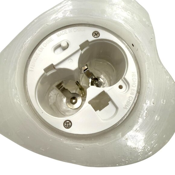 Flameless Pillar Wax Candle Heart Shaped Battery 6” Valentine’s Day Romantic NEW - Picture 10 of 12